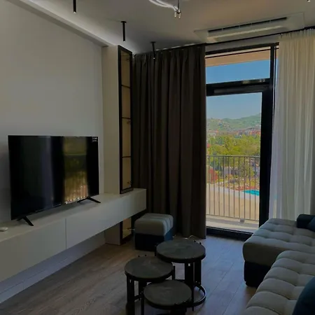 E's Lakeview Apartment Tirana